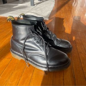 Dr martens WOMEN'S SMOOTH LEATHER LACE UP BOOTS